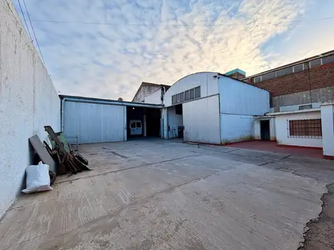 Galpon en Venta en Quilmes Oeste, USD 235.000