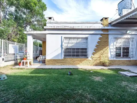 Casa Venta Apto credito Jose C Paz Centro cochera