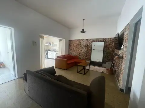 Depto Tipo Casa 4 ambientes con 1 baño