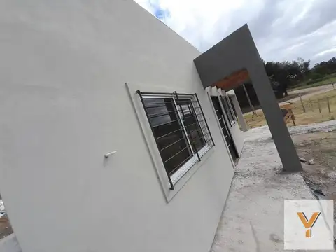 Casa 3 ambientes con 1 baño