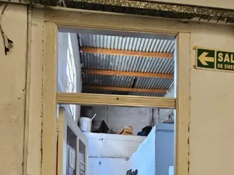 ALQUILER V. LYNCH GALPÓN 220M2 ZONA IND.TEC.
