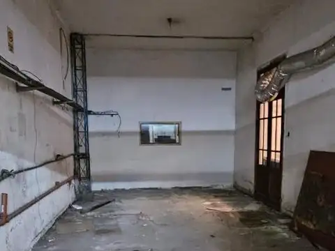 ALQUILER V. LYNCH GALPÓN 220M2 ZONA IND.TEC.
