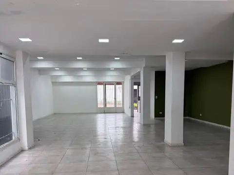 SALON EN VENTA