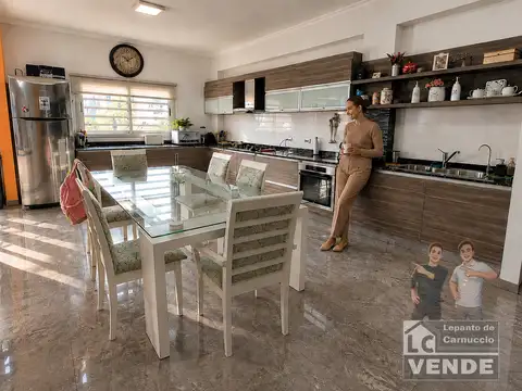 Casa 3 ambientes con 1 baño