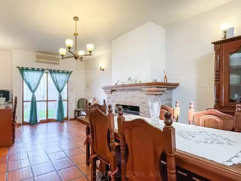 Depto Tipo Casa en Venta de 3 dormitorios