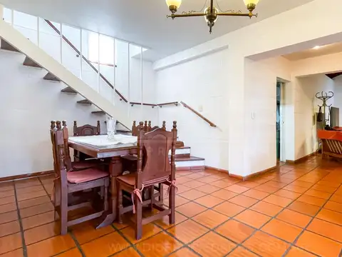 Depto Tipo Casa en Venta de 4 ambientes