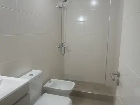 Departamento en Alquiler en Coronel Dorrego, $ 750.000