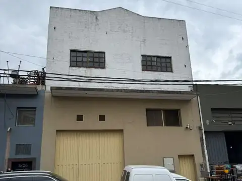 Galpon de mas de 700m2 de hormigon