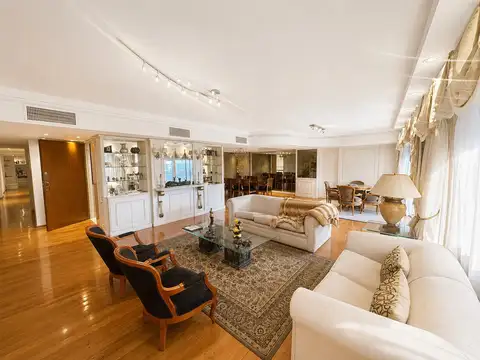 Departamento en Venta de 5 ambientes