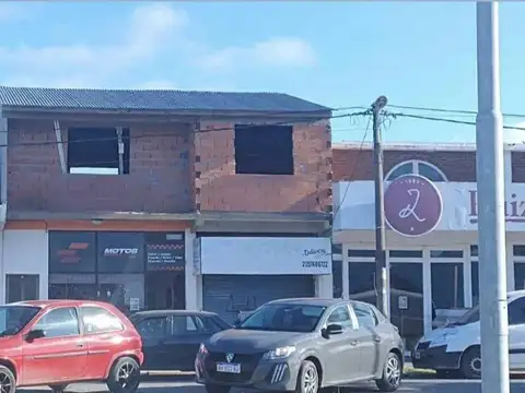 CASA A TERMINAR EN VENTA