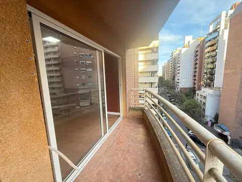San Lorenzo 300