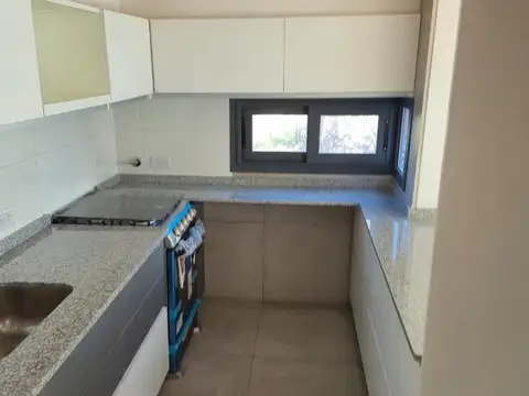 DTO. 2 AMB. 45 M2 CONTRAFRENTE. - PINOS DE ANCHORENA