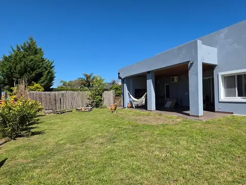 Casa 4 ambientes con 4 baños