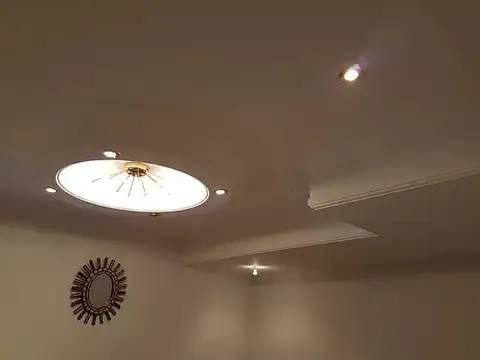 EN VENTA EN MARTIN CORONADO CASA EN PLANTA BAJA TIPO CASA INDIVIDUAL CON 2 DORMITORIOS - FICHA 8780