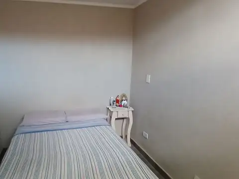 Depto Tipo Casa en Venta 50 años