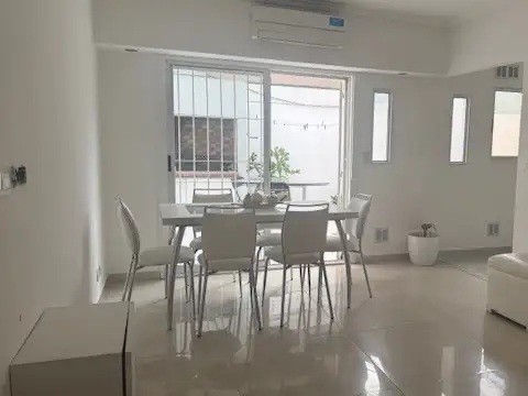 Depto Tipo Casa en Venta de 2 ambientes