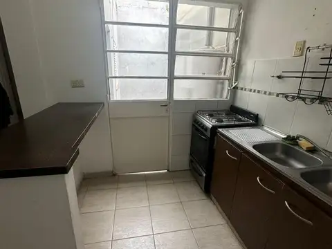 Depto Tipo Casa 2 ambientes con 1 baño