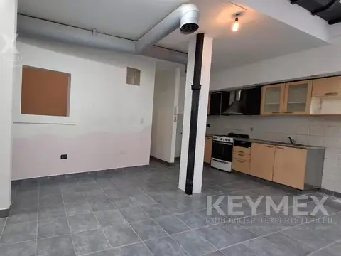 Depto Tipo Casa 3 ambientes con 2 baños