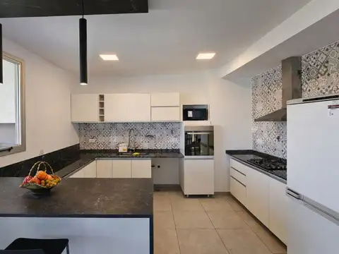ALQUILER CASA AMOBLADA ALMA GARDENIA 3 HAB PILETA