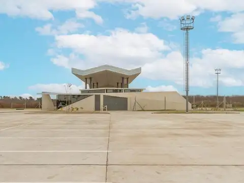 Depósito en alquiler sobre el Camino Buen Ayre