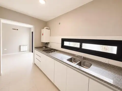 Depto Tipo Casa en Venta de 4 ambientes