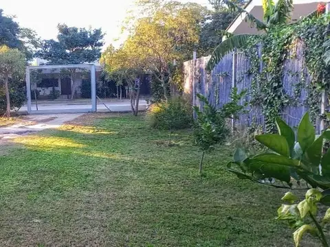 Calle Pública S/N°, B° Los Lapachos, Fray M. Esquiú 100