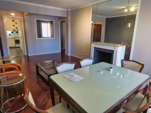 Venta. Dpto 4 amb c/depend. Balcón. Av Córdoba y Cerrito.