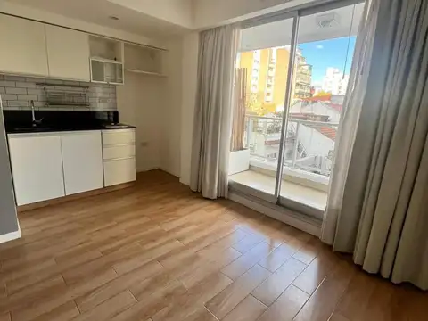 Departamento Monoambiente en alquiler en Flores