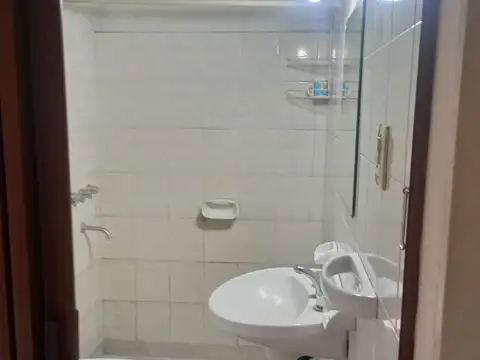 venta de casa en zona centrica de Carmen de Areco (B)