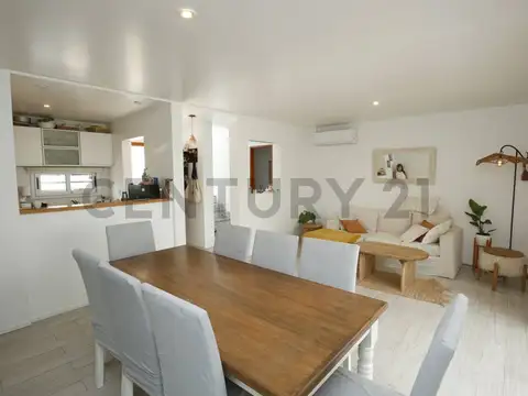 Duplex en venta en City Bell 2 dormitorios APTO BANCO