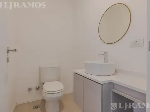 Departamento en Alquiler con 2 cocheras