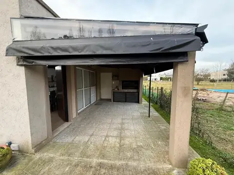 Casa en Venta en Domselaar, USD 71.000