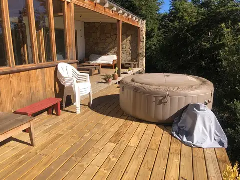 Casa de estilo, nivel gerencial, con Propiedad anexa, para exigentes-