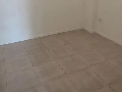 Departamento en alquiler monoambiente dividido