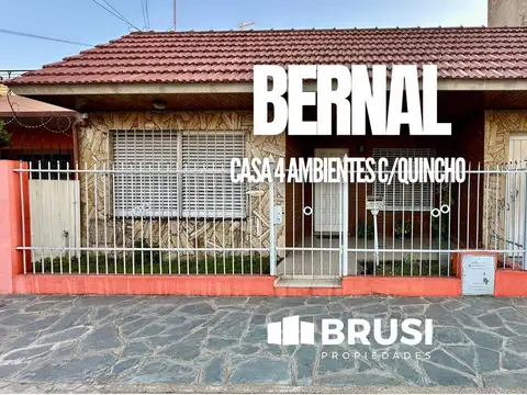 CASA EN VENTA EN QUILMES - 4 AMBIENTES CON QUINCHO