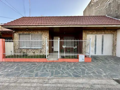 Casa en Venta en Bernal, USD 99.900