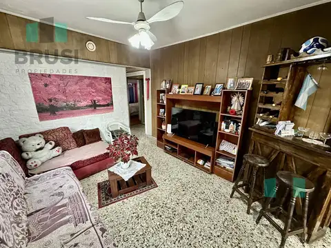 Casa en Venta con 1 cochera