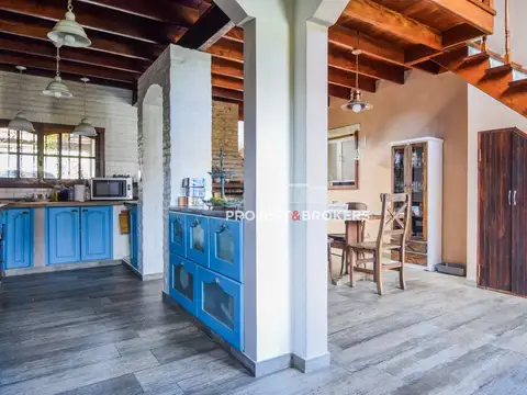 Espectacular Chalet apto credito en zona residencial de Ituzaingo Norte