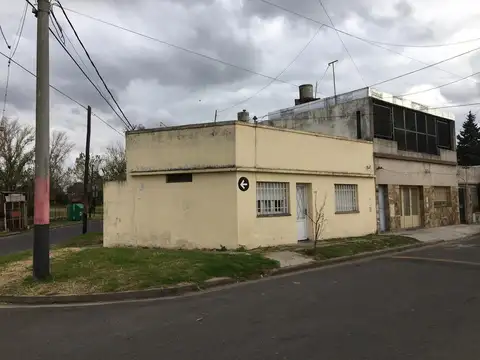 Casa en Venta 2 Dormitorios - Barrio Azcénaga, Rosario