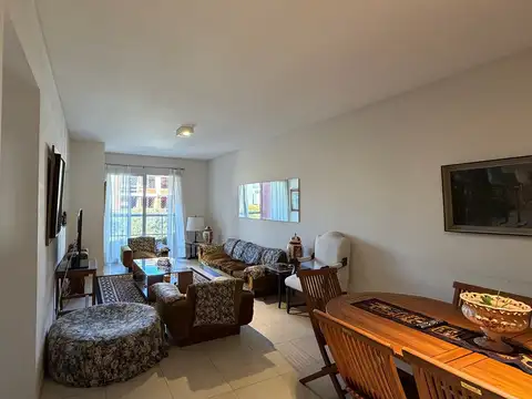 Departamento en Venta en La Lucila, USD 285.000