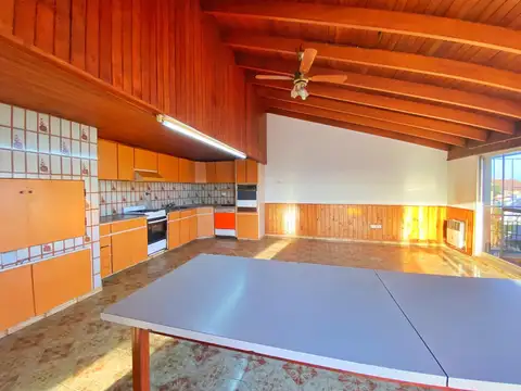 VENTA LOCAL CON CASA QUILMES