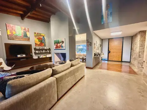 Muy linda casa en venta en Club de Campo San Francisco