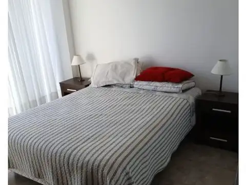 Departamento en Alquiler en Miramar, $ 280.000