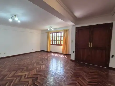 Casa en Venta en Zona Centro, USD 200.000