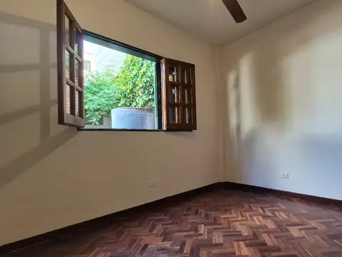 Casa 6 ambientes con 3 baños