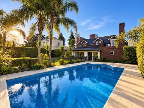 CASA EN VENTA EN CAMPOS DE ÁLVAREZ 5 AMBIENTES