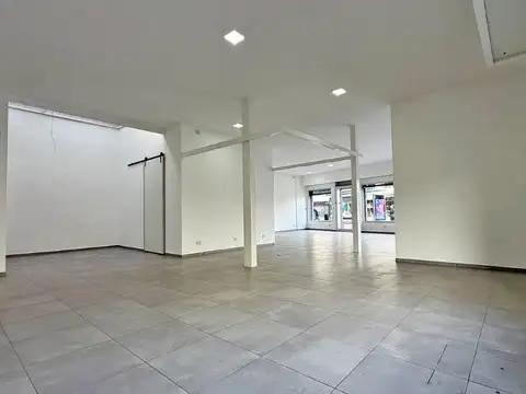 Local en Alquiler en Arroyito, $ 3.000.000