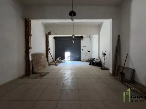 Local en alquiler a metros de av de mayo