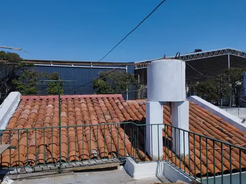 Depto Tipo Casa en Venta 40 años
