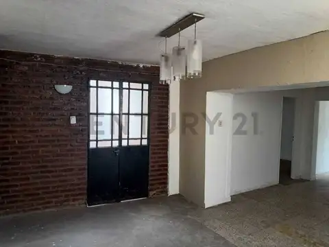 CASA TIPO PH CON PATIO EN VENTA - APTO CREDITO - PERMUTA